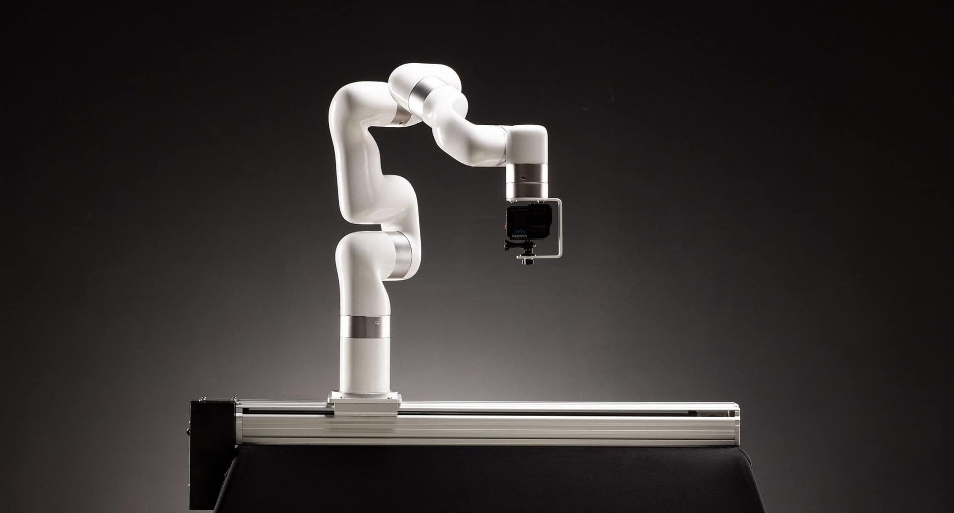 glambot 4 scaled2